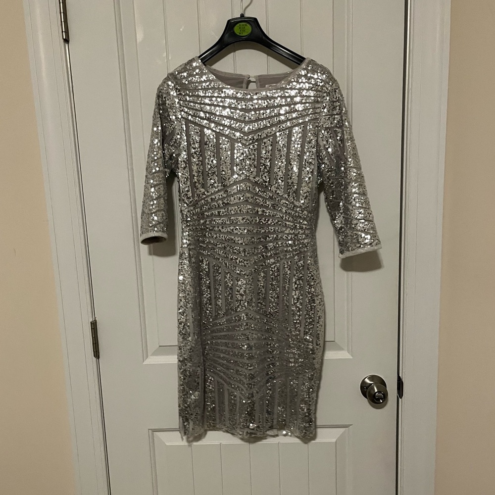 Sparkling, silver, sequin dress!